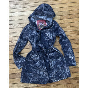 Women’s Collection By Bernardo Blue Lightweight Belted Rain Jacket Size Medium